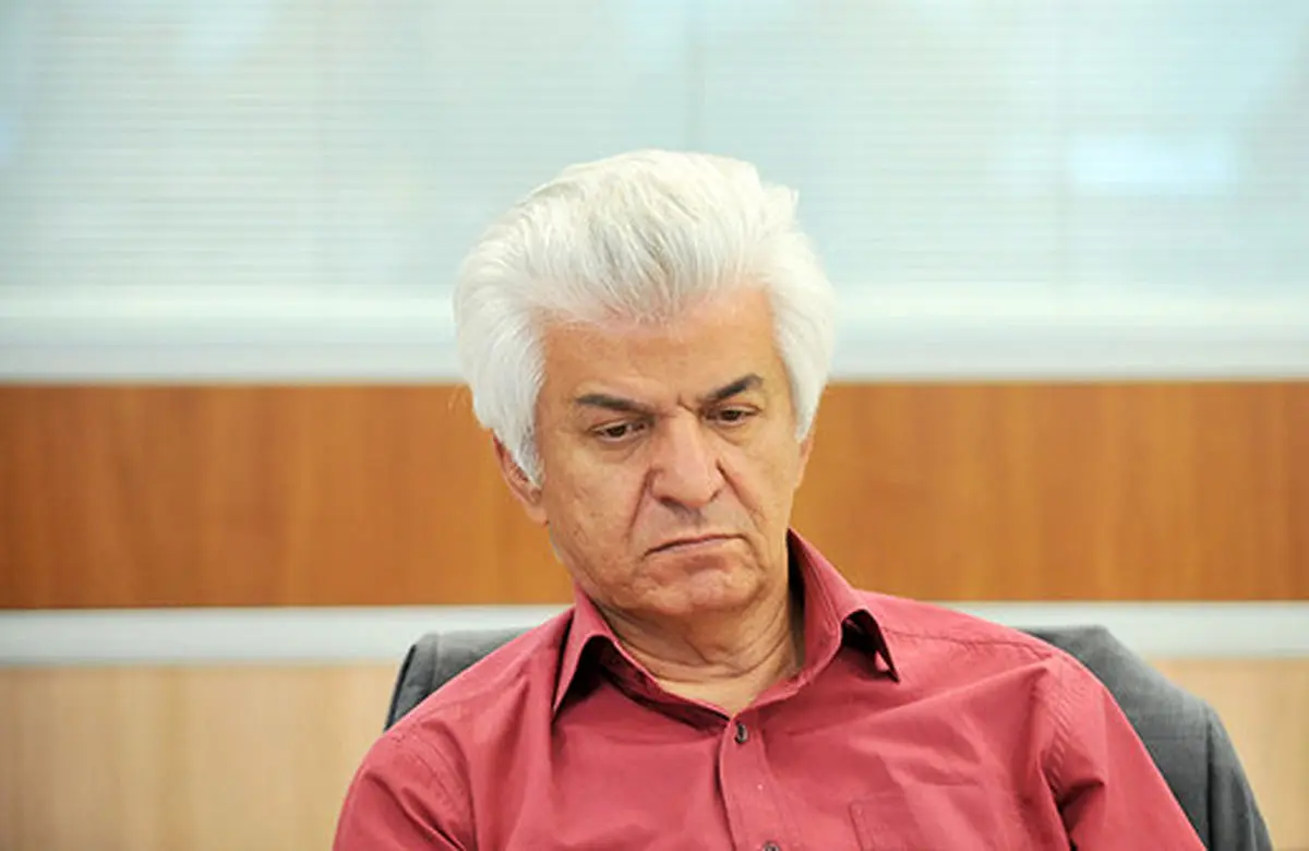 ماجرای خودروهای دپو شده در انبارهای خودروسازان چیست؟