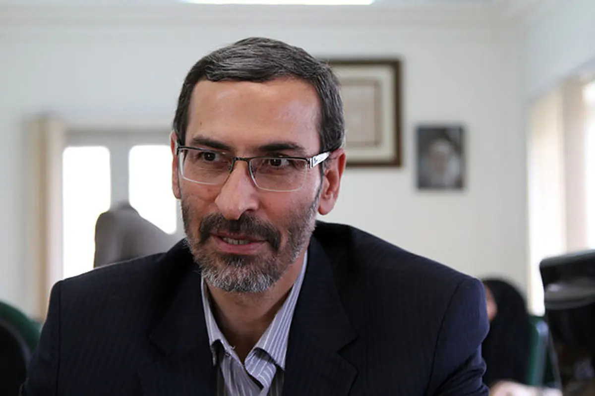 پیچ تحریم‌ها به زودی خواهد شکست/آمریکا عقب‌نشینی می‌کند