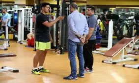 پسر مهاجری، بدنساز جدید نساجی