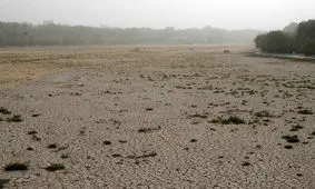 قابلیت‌های موجود برای رفع معضل ریزگردهای خوزستان بررسی می‌شود