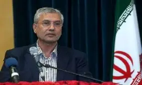 واکنش علی ربیعی به بیانیه اخیر احمدی‌نژاد: نگاه شما قجری است، نگاه روحانی عقلانی