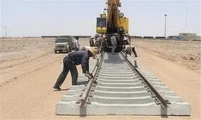 جنوب استان فارس همچنان در بن‌بست؛ خط ریلی شیراز–لارستان- بندرعباس در ایستگاه توقف
