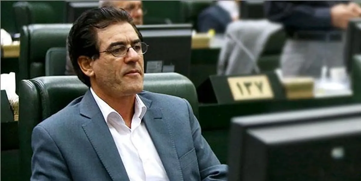 افشاکنندگان فسادهای مسئولان مورد حمایت قرار گیرند