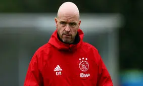 تمدید قرارداد تن هاگ با آژاکس