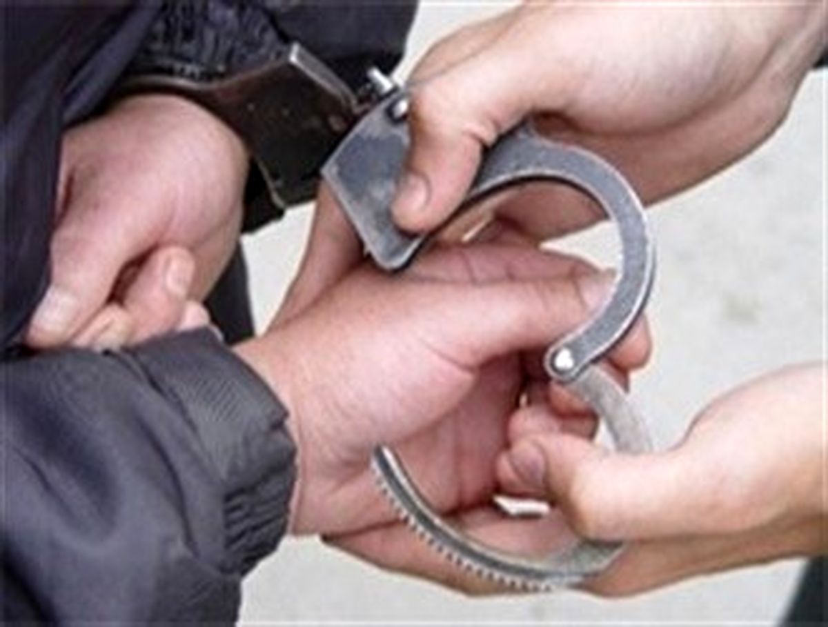 شهردار الشتر در فرودگاه خرم آباد دستگیر شد