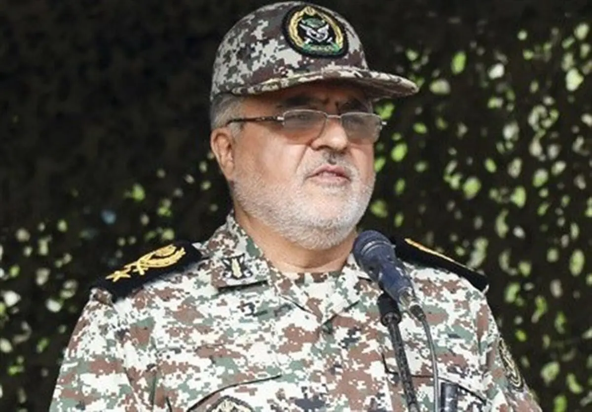 امیر سرتیپ قادر رحیم زاده: هواپیمای آمریکایی بعد از بار‌ها اخطار، سرنگون شد