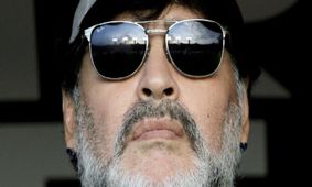 مارادونا: پزشکان می‌گویند آلزایمر دارم