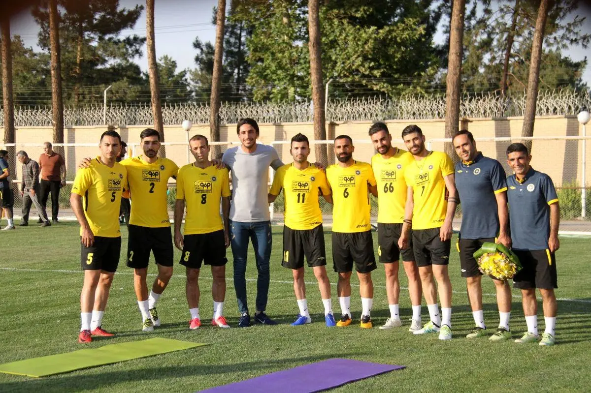 سپاهانی ها خرید جدید استقلال را با گل بدرقه کردند