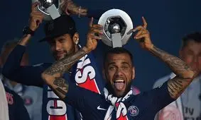 اعلام جدایی دنی آلوس از پاری سن ژرمن