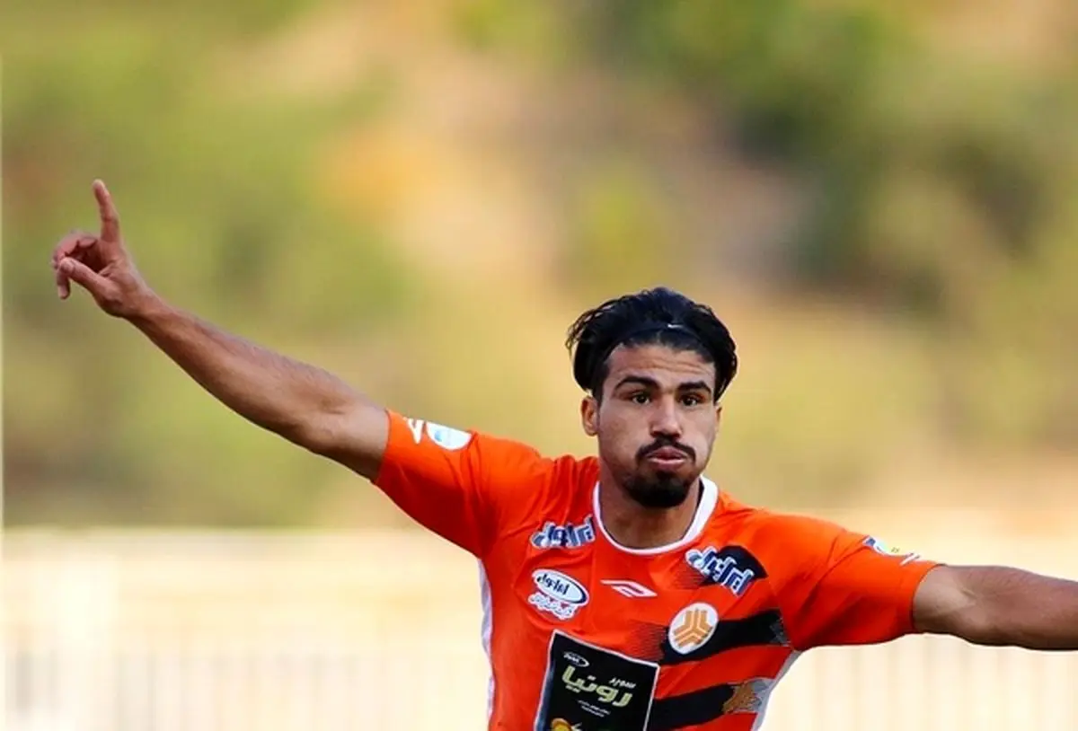 دشتی: جنگیدن برای ترکیب اصلی را دوست دارم