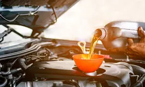 سکوت در برابر گرانی روغن موتور!/ آیا تولیدکنندگان تبانی کردند؟