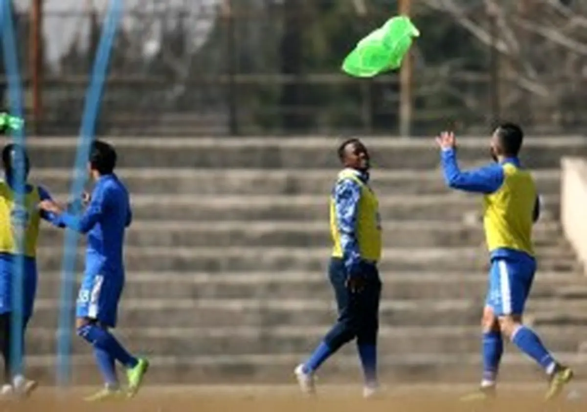 خلیل‌زاده: پول پروپیچ را ندهیم، دو پنجره باشگاه بسته و ۶ امتیاز کسر می‌شود
