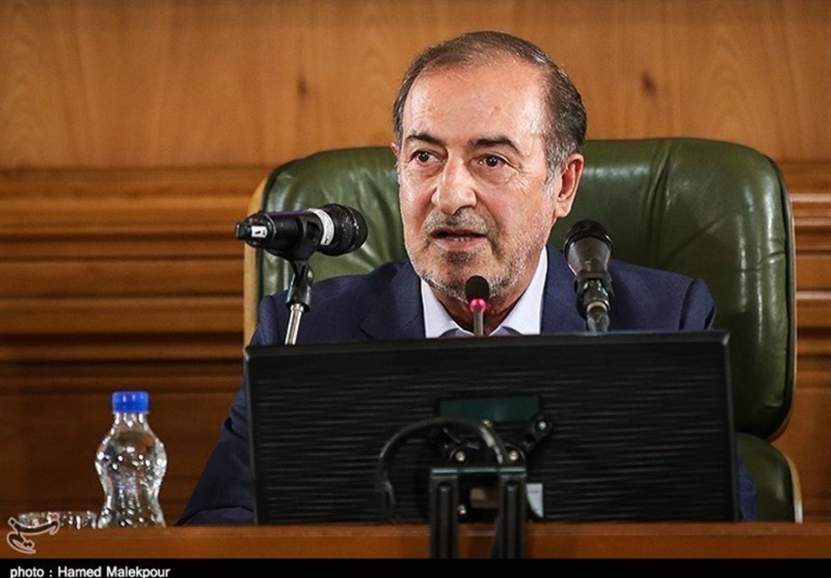 الویری: تهران بیهویت و ناامن است