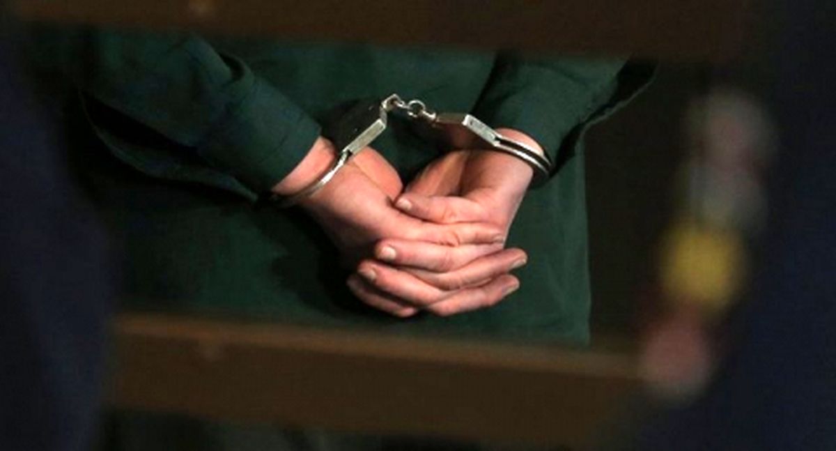 فرار سارق عنکبوتی از دیوار خانهای در مشهد
