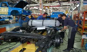 آگهی و فراخوان جالب یک خودروساز