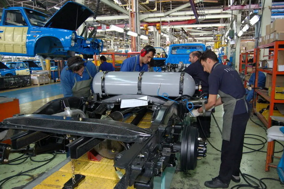 آگهی و فراخوان جالب یک خودروساز