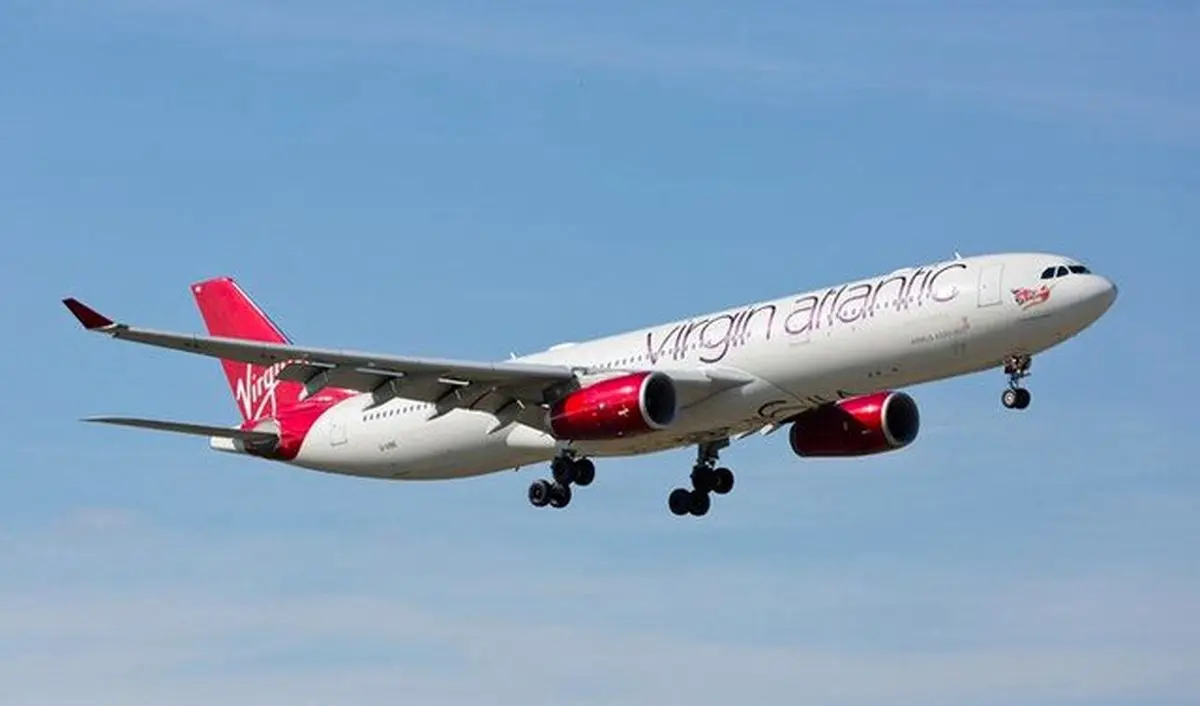 فرود اضطراری هواپیما در بوستون به دلیل آتش‌سوزی