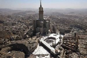 تخریب مکان‌های مقدس مکه توسط آل سعود/ حرمت کعبه را هم نگه نداشتند