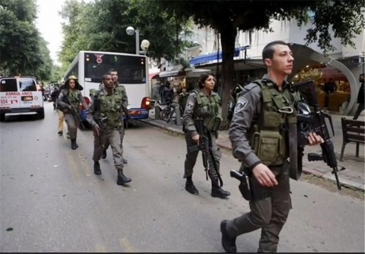 انفجار خودروی بمب‌گذاری شده در نزدیکی وزارت جنگ اسراییل