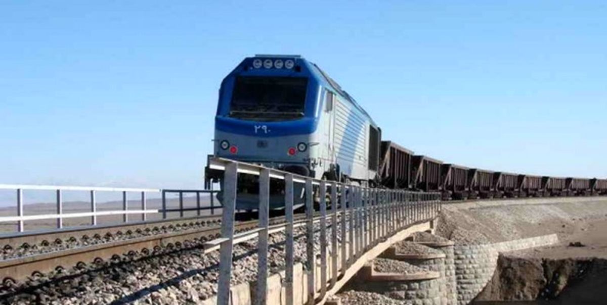 رشد 57 درصدی درآمد راه آهن اصفهان