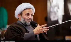 دشمنان می‌خواهند انقلابی‌ها را مخالف عقل و منفعت طلبی معرفی کنند