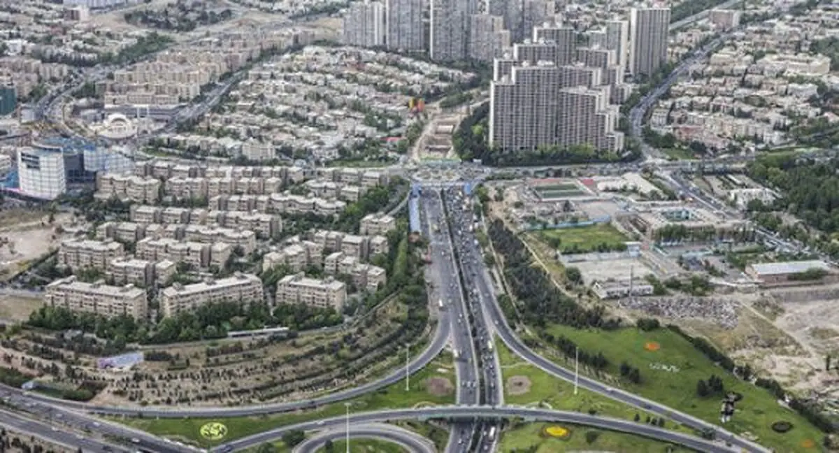 ساخت ۴۰۰.۰۰۰ واحد مسکونی چه تاثیری بر قیمت مسکن می‌گذارد؟