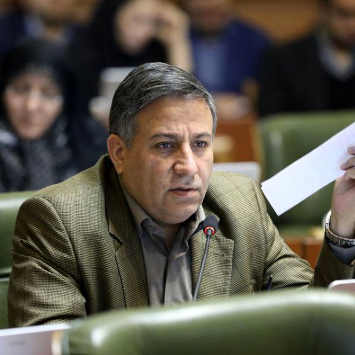 محمد سالاری: غالب تصمیم سازان نظام اپوزیسیون شدهاند/ اپوزیسیون بودن محبوبیت میآورد