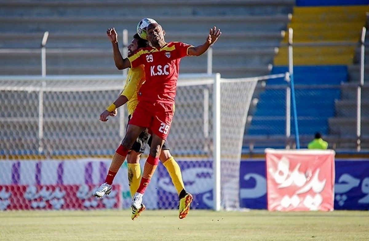 پریرا، خوشحال از ماندن در فولاد!