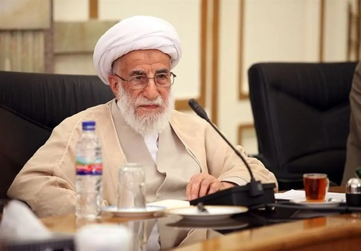 انتقاد آیت‌الله جنتی از دو نرخی بودن ارز / اصلاح قانون انتخابات ضرورت دارد