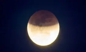 جزئیات ماه‌گرفتگی امشب در افق مشهد