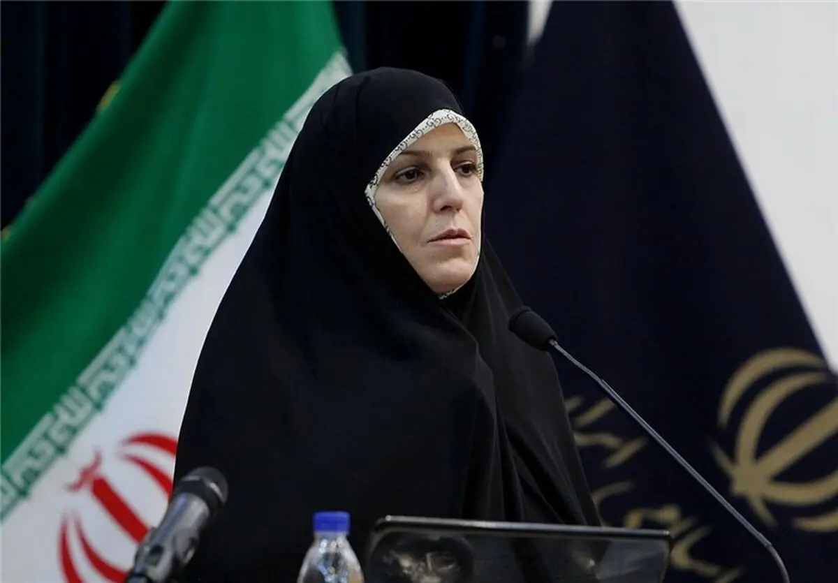 پیشنهاد بازنشستگی پیش از موعد بانوان در قانون خدمات کشوری بررسی می‌شود