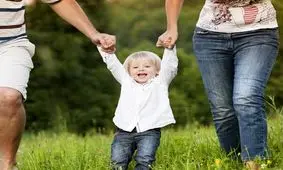 فرزند شاد تربیت کنیم