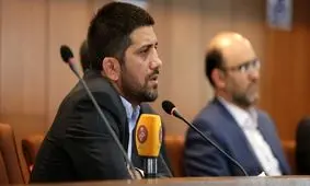 دبیر: همیشه با آبرویم آزمایش شده‌ام/ ایجاد تغییرات به کشتی ضربه می‌زند