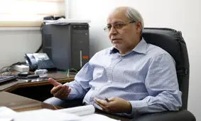 نیلی: ساعت بعضی‌ها در سال ۶۸ یخ زده است