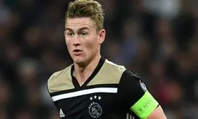 دعوای بچه‌گانه دو ستاره فوتبال