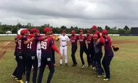 رقص پیروزی بیس‌بالیست‌های ایران برای صعود