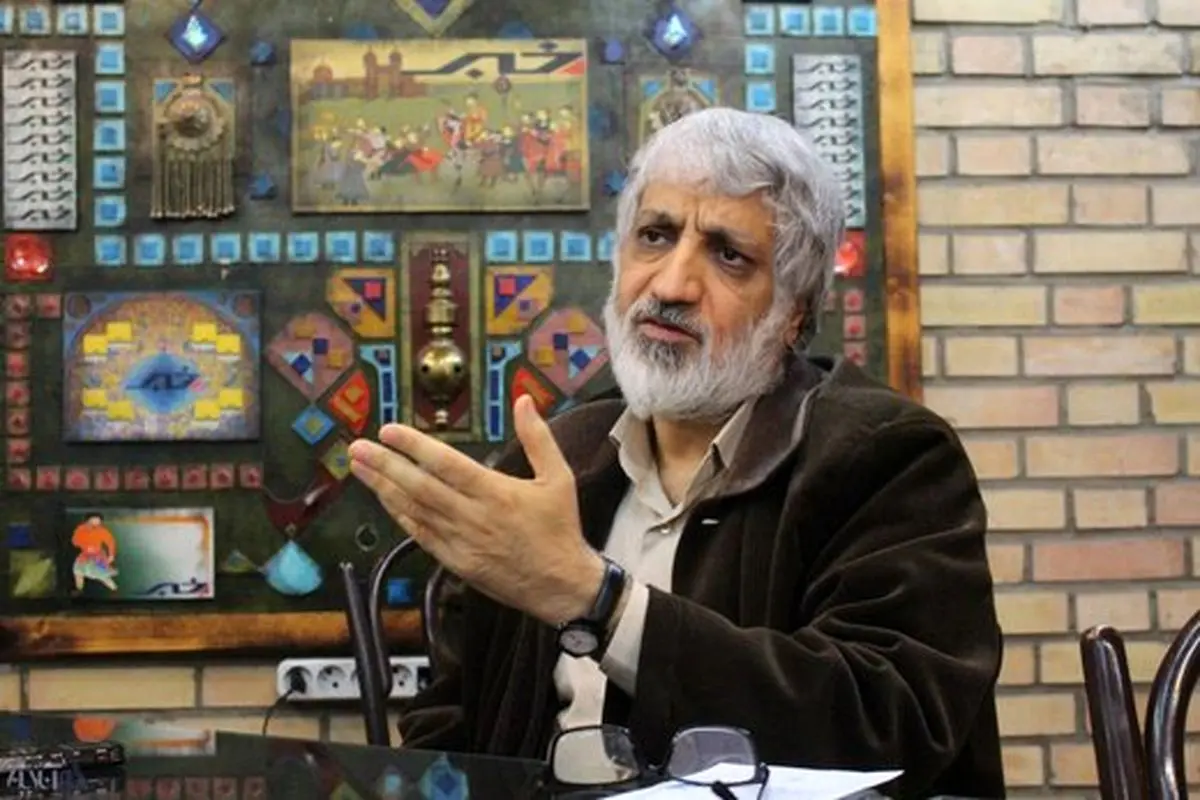 ابراهیم فیاض: کسی که ۱۵۰ پرونده فساد داشته چرا با تاخیر محاکمه شد؟/ تا پول نفت هست، فساد هم وجود دارد/ مردم می‌پرسند مهره‌های اصلی فساد چه کسانی هستند