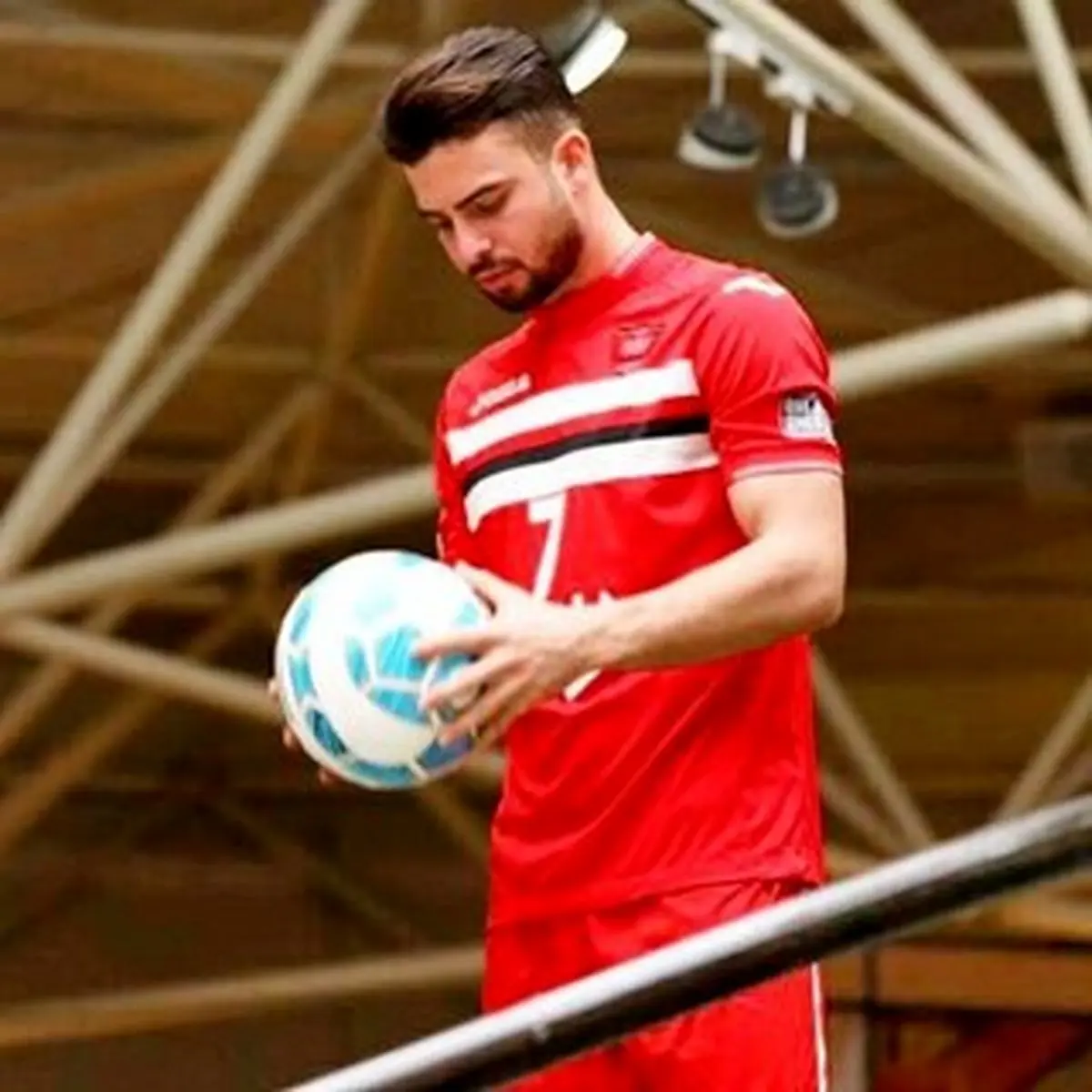 رفیعی: جدایی غیر فنی؟ چیزی نشنیدم/ از بازگشت بشار خوشحالم