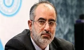 مشاور روحانی: ظریف بیشتر از ترامپ قدرت تصمیم‌گیری دارد