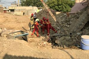 تخریب منزل مسکونی در غرب تهران/گودبرداری یک متری حادثه آفرید