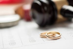 دردسر ازدواج غیر رسمی زن 36 ساله با ساسان 20 ساله