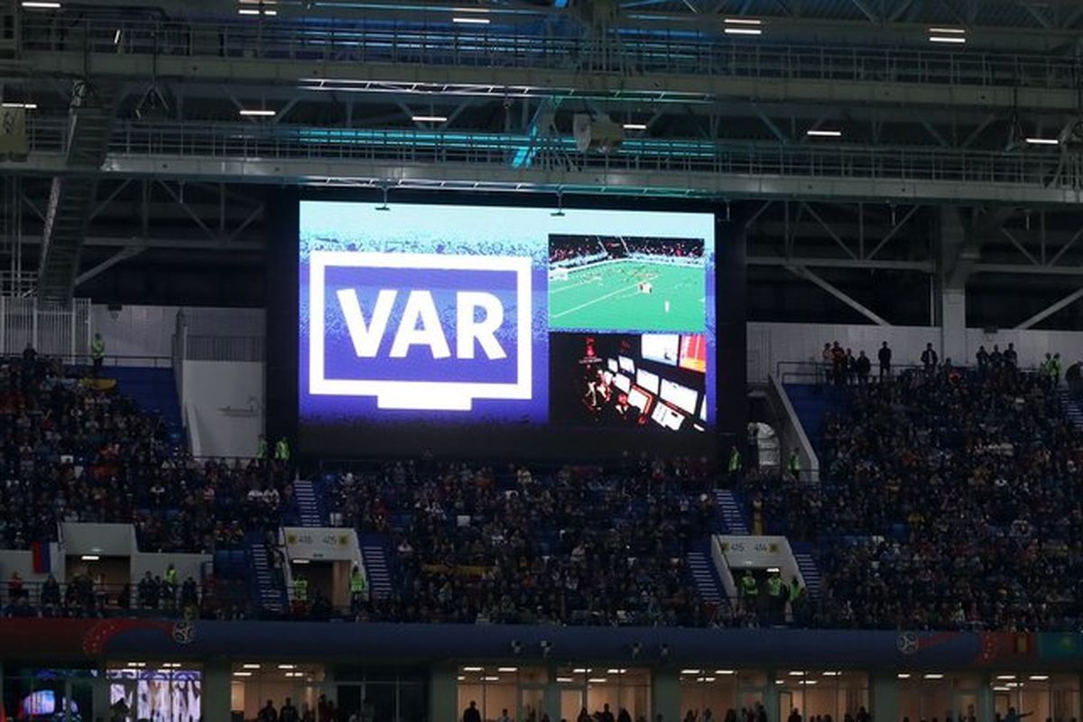 شکوری: VAR شاید به نیمفصل دوم برسد