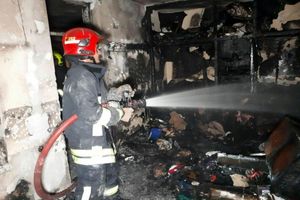 مهار آتش‌سوزی مهیب منزل مسکونی در مشهد + عکس