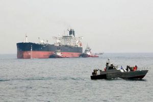 همکاری نفتی ایران و چین؛ اژدهای آسیا در مقابل آمریکا می‌ایستد/ اگر چین نفت ایران را بخرد، قیمت‌ها پایین می‌آید؟
