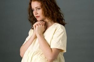 مطالعات علمی درباره "بهترین سن بارداری" (+اقدامات لازم برای بچه دار شدن در سنین بالا یا پایین)
