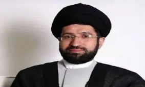 حضور بدون تشریفات فرزند رهبر انقلاب در مدرسه فیضیه +عکس