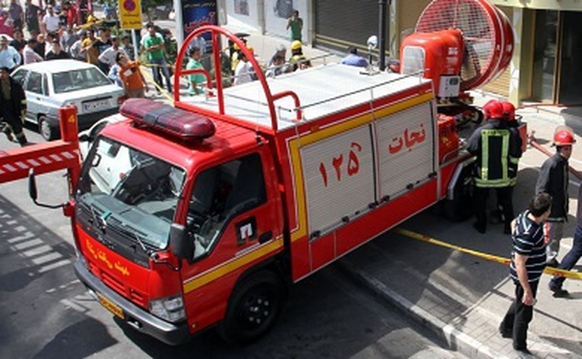 انجام روزانه 120 عملیات توسط آتشنشانان مشهد
