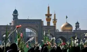 حرم منور امام رضا(ع) گلباران می‌شود