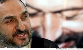 حداقل اطلاعاتی از پرونده محاکماتی قتل های 77 تحصیل فرمایید / دفاع ایشان از همفکران و دوستان قدیم‌شان قابل فهم است