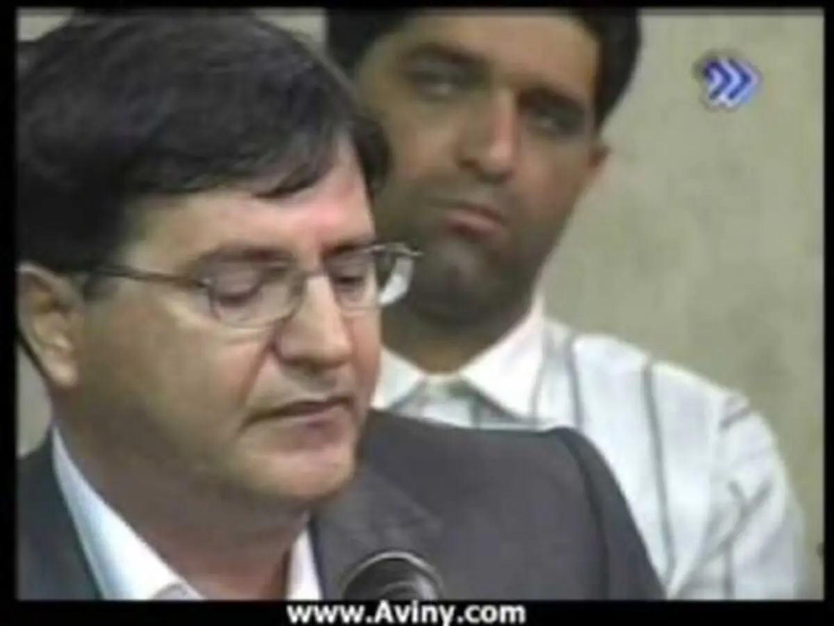 شعر خوانی مرحوم احمد عزیزی در حضور رهبر انقلاب